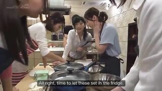 Sdde-537: the Cooking Class