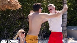 Lifeguard Allie hooks up with guest on private beach