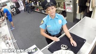 XXXPAWN - Big Booty Latin Police Woman Tries To Sell Her Gun, Ends Up Selling Buns