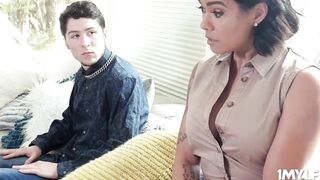 Legendary vixen Dana Vespoli pops out her pussy and feeds stepson her pussy juice