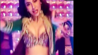 Rakul Preet Singh Breasts Scene in De De Pyar De