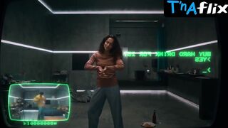 Alice Braga Butt Scene in Share?