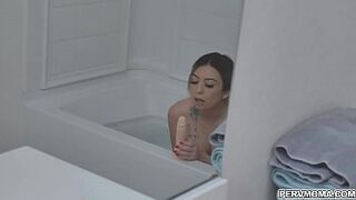 Love sneakily watching his stepmom masturbating at the shower room