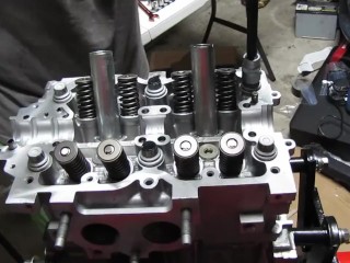 2007 Subaru Impreza Rebuild - Part 3 - How To Put Crankshaft In Block