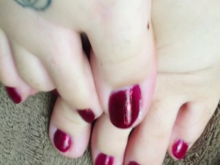 BBW Feet - Foot Fetish - Toe Fetish DAYTONA HALE
