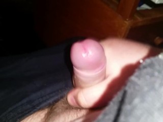 Chubby guy wanking and cumming on camera. Close up.