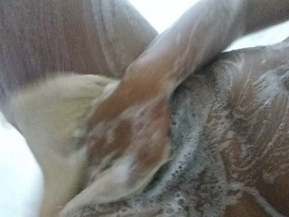 Cleaning this tight pussy