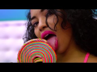 CRESPA RUIDOSA/ALESYA HAMPTON = SWEET AND WET LIKE A CANDY IN YOUR MOUTH