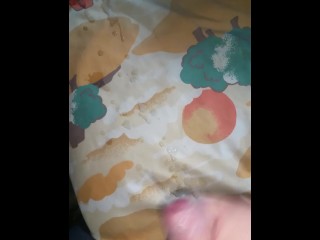 Daddy shoots his massive load :33333