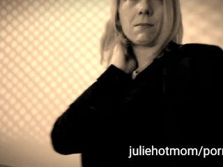 Découvre que sa belle-mère est infidèle