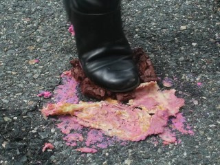 Dessert Destruction