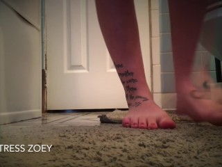 Falling For Feet