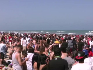Flashing Kissing And Licking Nipples Spring Break