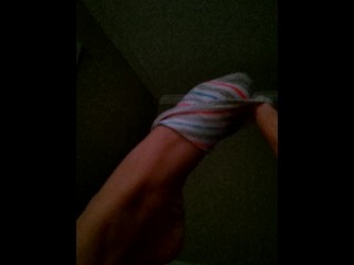 Foot FETISH---ME TAKING OFF MY SOCKS!!!