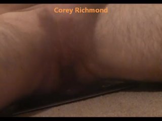 FTM wanks and bounces on butt plug