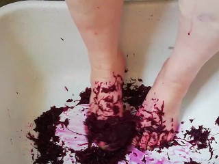 Fun with red cabbage