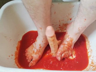 Fun with tomatoes and dildo