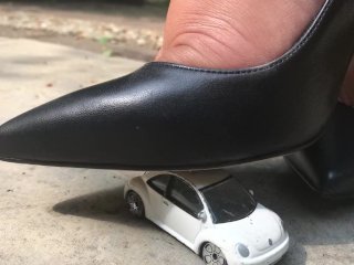 Giantess Wearing Sexy Heels Crushes Bug