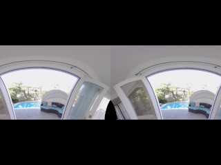 HOT BLONDE MILF SERENE SIREN FUCKS YOU IN NAUGHTY AMERICA VR