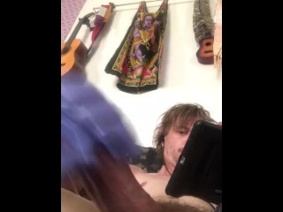 Hung tattooed stud jerks till he blows wearing gloves(cumshot closeup)
