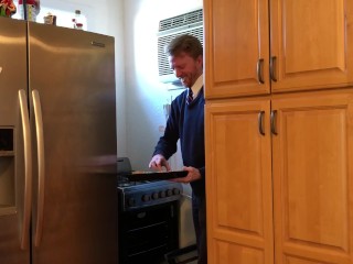 I Bake Cookies For The Hot Singles In My Area