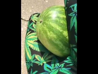 I can crack a watermelon with these thighs