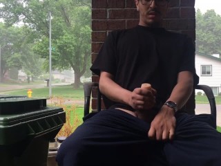 Jerking out outside and cumming