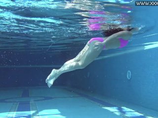 Jessica Lincoln hottest underwater girl