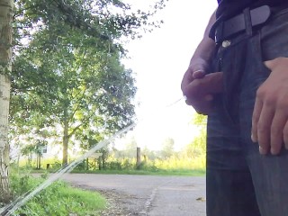 look at me taking a piss