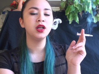 MissDeeNicotine  A Smoking Teaser