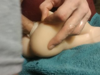 Moaning and groaning as I Creampie the sexdoll