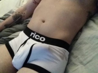 No hands cumming in boxers