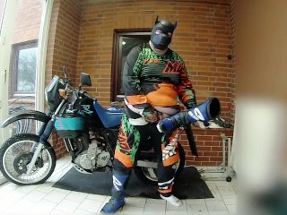 pawing off in new Madhead MX gear