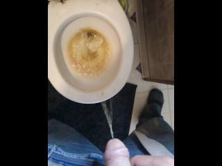 Pissing 2