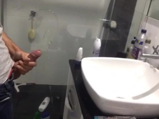 Pissing Rock Hard Into Aussie Sink