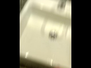 Risk jerking in a shopping toilet