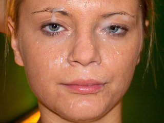 Sexy blonde amateur gets plasted in cum