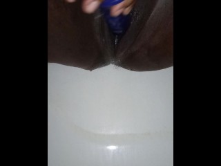 She squirts