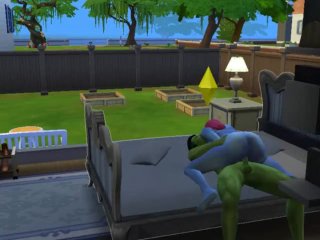 the black Hulk and Smurffet Sims 4