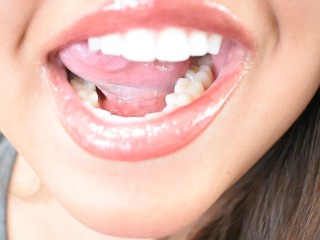 Tongue and Mouth: Cum all over my lips