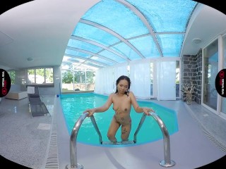 VirtualRealPorn.com - Swimmer solo