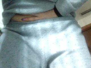 Wake up with my best farts! Grab and make my lazy morning farts yours