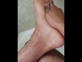 Washing my big feet