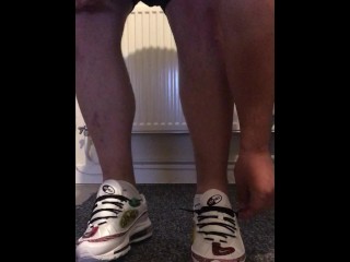 Wearing my girls air max 98 uk6.5